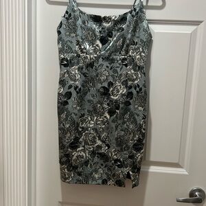 Sexy satan feeling strap dress